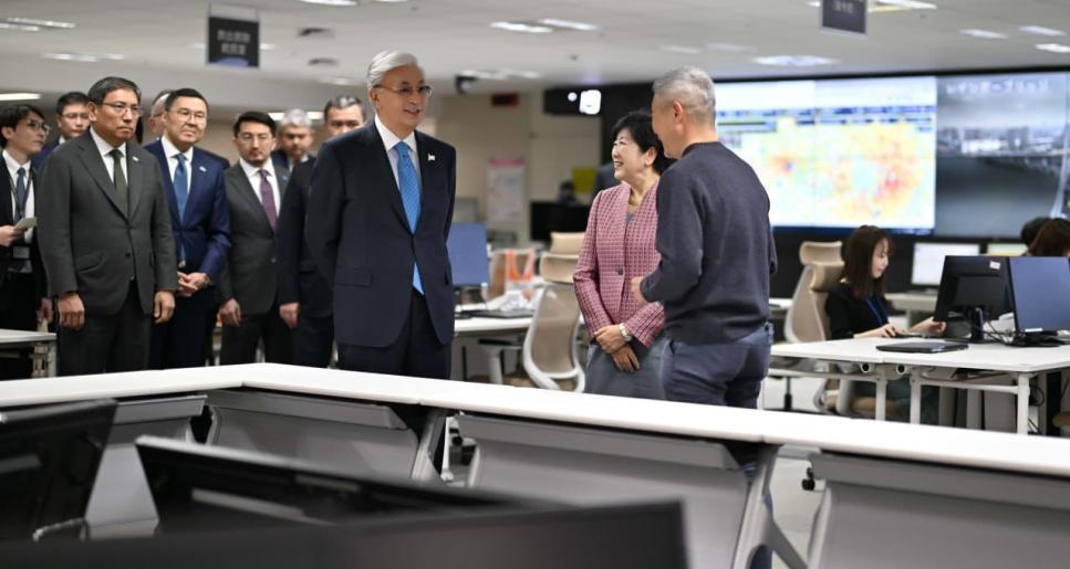 Токио губернаторы Президент Қасым-Жомарт Тоқаевты «Қош келдіңіз!» деп қазақ тілінде жылы шырай таныта қарсы алды
