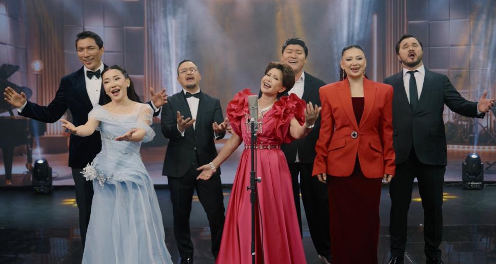 Қазақстан эстрадасының жұлдыздары жаңа Конституцияны қолдау үшін бірікті – «Халықтың Ата Заңы» халық әнұраны